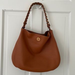 Authentic Tory Burch shoulder bag.